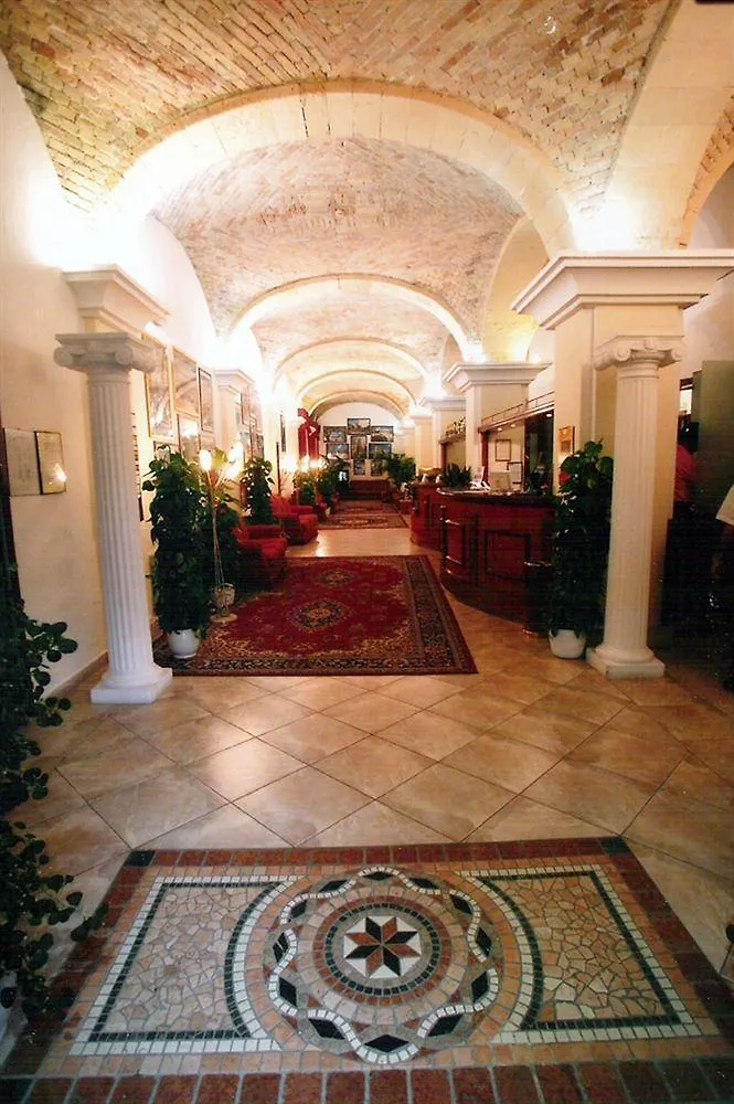 Hotel 4 Mori Cagliari 3*,