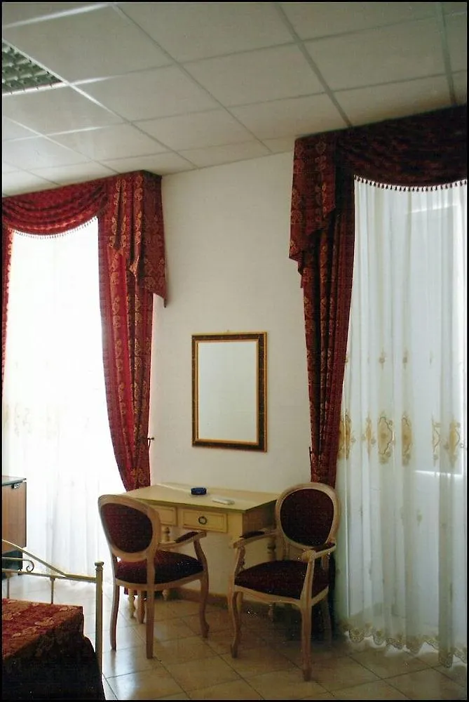 Hotel 4 Mori