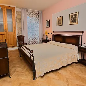 Maison Savoia ** Cagliari