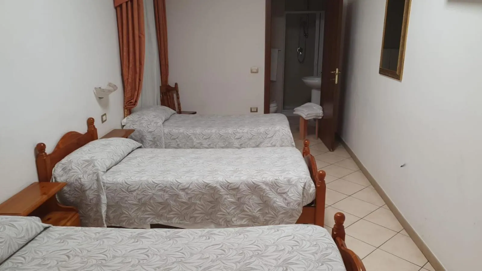 Hotel 4 Mori 3*, Cagliari