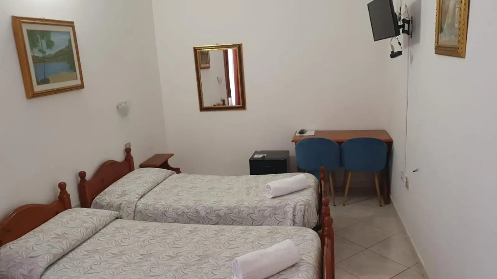 Hotel 4 Mori